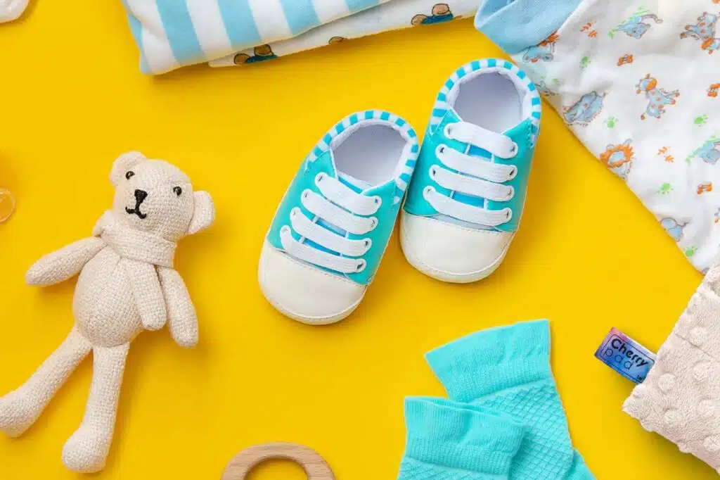 Jak kupować ubranka dla niemowlaka – wszystko, co musisz wiedzieć